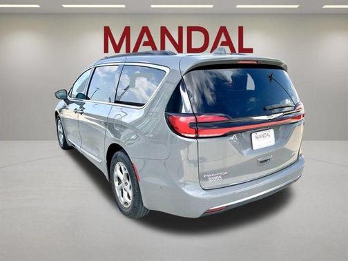 Ceramic Gray Clearcoat 2022 Chrysler Pacifica Limited