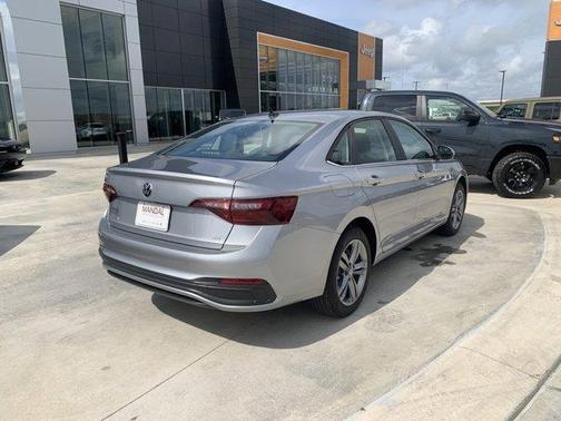 2024 Volkswagen Jetta 1.5T SE