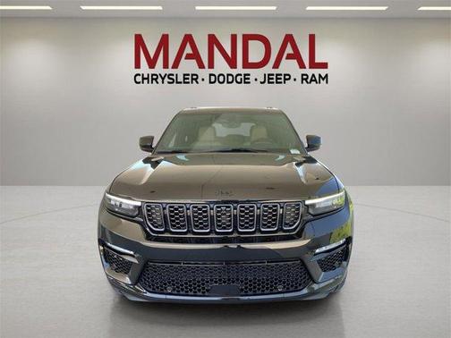 2025 Jeep Grand Cherokee Summit