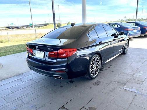 2019 BMW 530 i