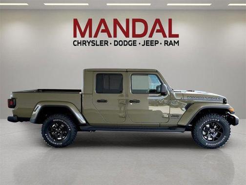 2025 Jeep Gladiator Sport