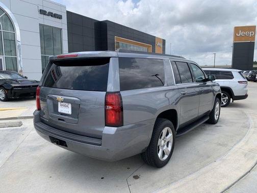 2019 Chevrolet Suburban LT