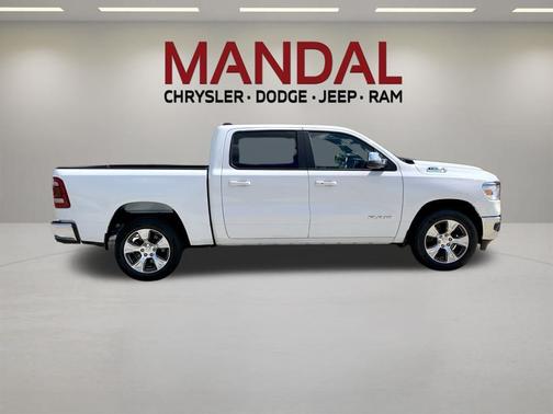 Bright White Clearcoat 2024 RAM 1500 Laramie