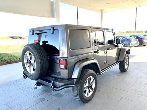 2017 Jeep Wrangler Unlimited Sahara