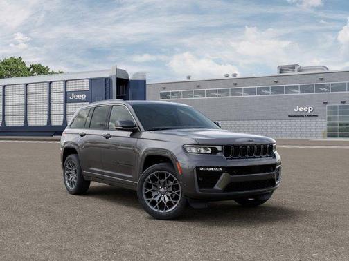 Metallic 2026 Jeep Grand Cherokee Summit