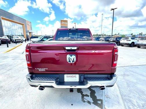 Delmonico Red Pearlcoat 2022 RAM 1500 Limited