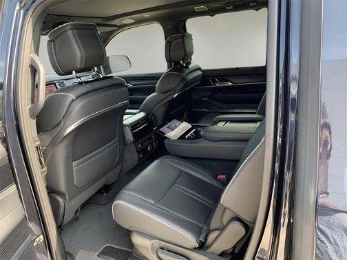 2024 Jeep Grand Wagoneer Series II