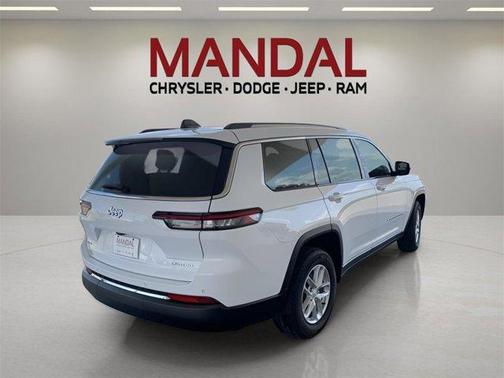 2024 Jeep Grand Cherokee L Laredo