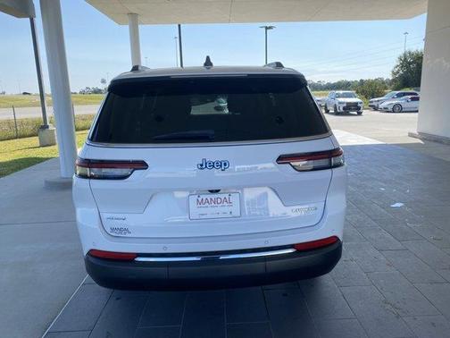2024 Jeep Grand Cherokee L Laredo