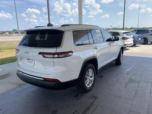 2024 Jeep Grand Cherokee L Laredo