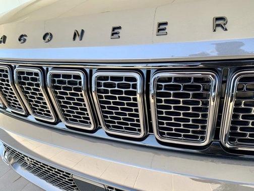 2023 Jeep Wagoneer Series II