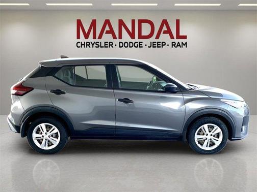 2023 Nissan Kicks S