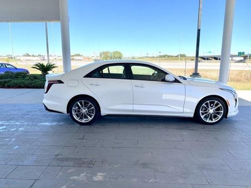 2023 Cadillac CT4 Sport