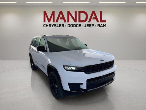 2023 Jeep Grand Cherokee L Laredo