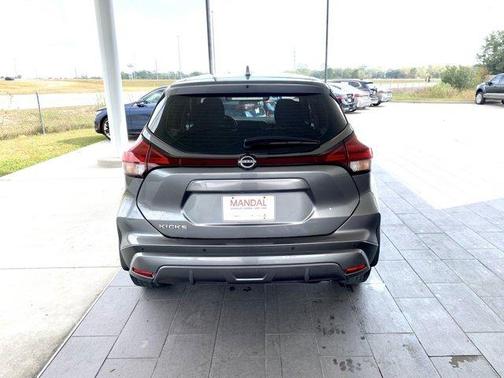 2024 Nissan Kicks S