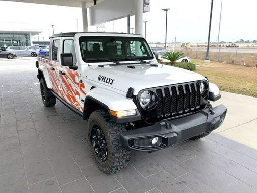 2023 Jeep Gladiator Sport