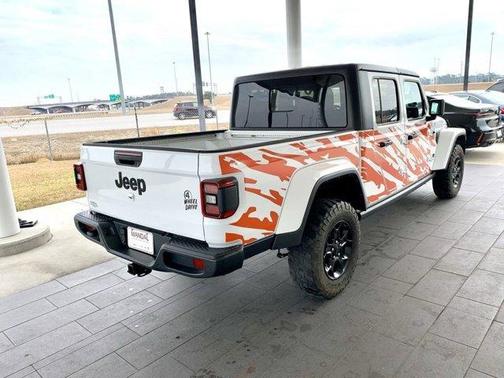 2023 Jeep Gladiator Sport