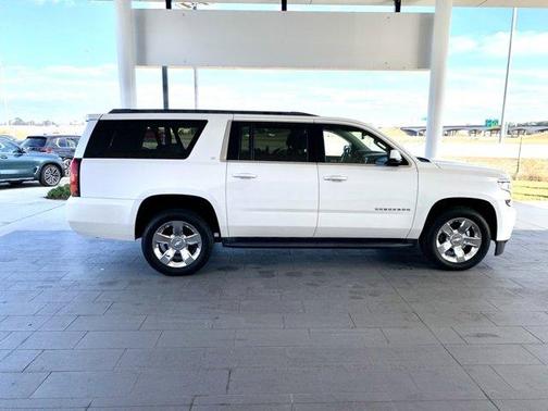 2019 Chevrolet Suburban LT