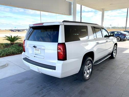 2019 Chevrolet Suburban LT