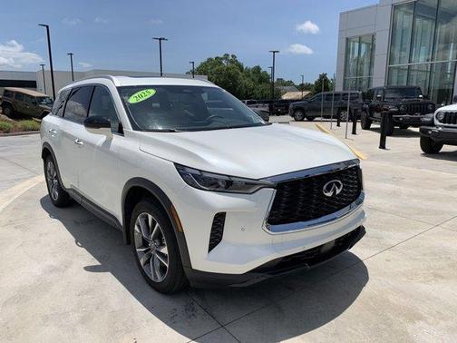 2025 INFINITI QX60 Luxe