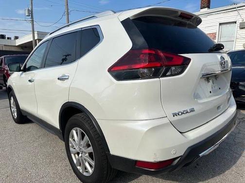2017 Nissan Rogue S