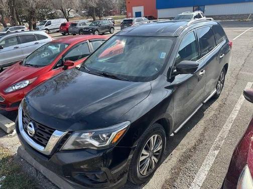 2020 Nissan Pathfinder SL 2WD