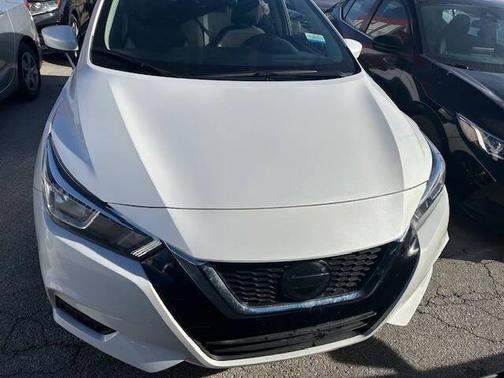 2022 Nissan Versa 1.6 SV