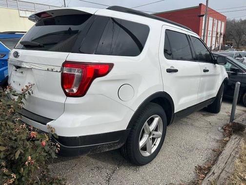 2018 Ford Explorer Base