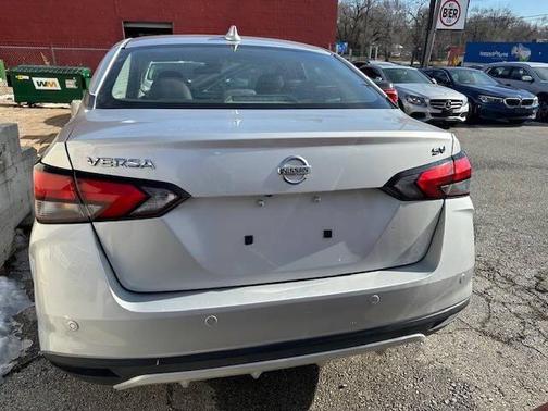 2021 Nissan Versa 1.6 SV