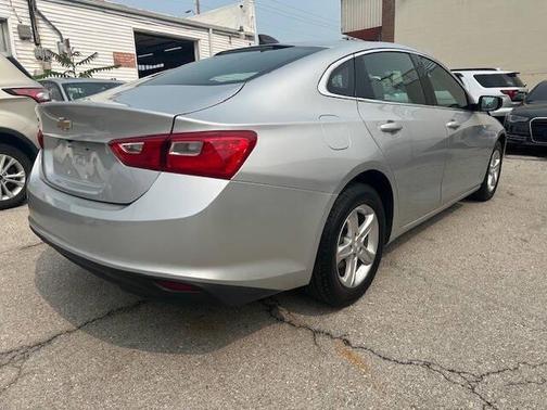 Silver 2020 Chevrolet Malibu 1LS