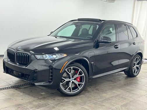 Black Sapphire Metallic 2025 BMW X5 PHEV xDrive50e