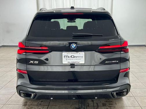 Black Sapphire Metallic 2025 BMW X5 PHEV xDrive50e