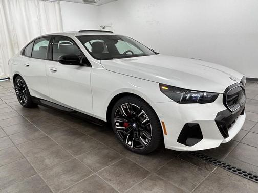 2025 BMW i5 M60