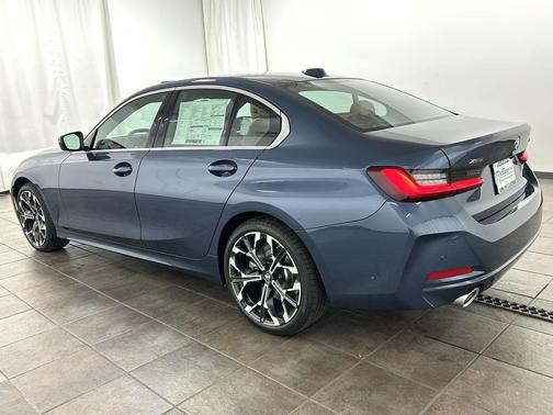 2026 BMW 330 xDrive NA