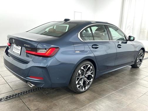 2026 BMW 330 xDrive NA