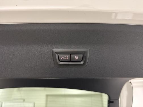 2024 BMW X4 xDrive30i