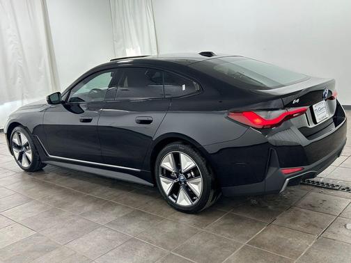 Black Sapphire Metallic 2023 BMW i4 Gran Coupe eDrive35