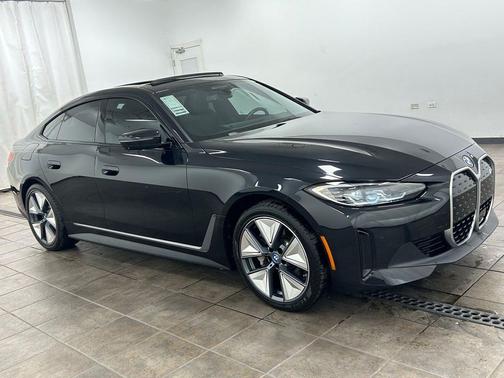 Black Sapphire Metallic 2023 BMW i4 Gran Coupe eDrive35