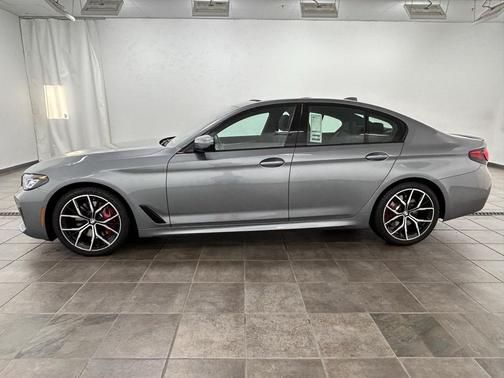 2023 BMW 530 i xDrive