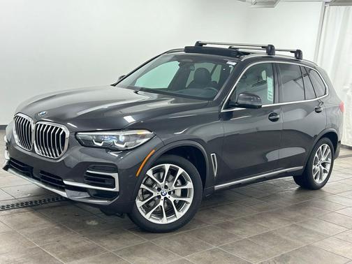 Dark Graphite Metallic 2023 BMW X5 xDrive40i