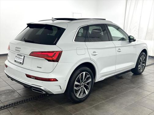 2023 Audi Q5 45 S line Prestige