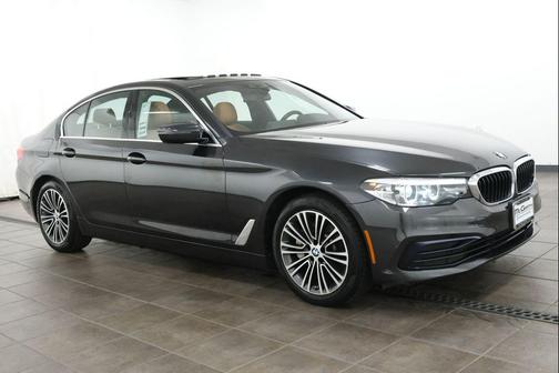 Dark Graphite Metallic 2019 BMW 530 i xDrive