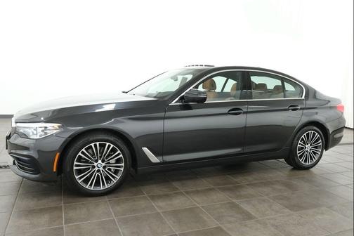 Dark Graphite Metallic 2019 BMW 530 i xDrive