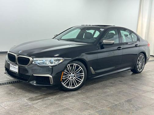 Black Sapphire Metallic 2020 BMW M550 i Xdrive