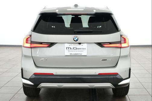 Space Silver Metallic 2025 BMW X1 xDrive28i