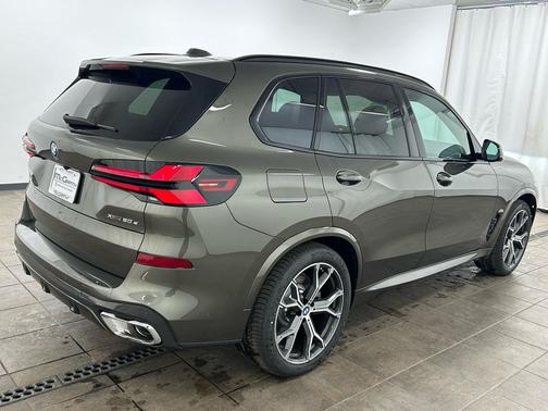 2026 BMW X5 PHEV xDrive50e