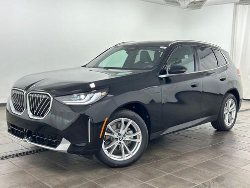 Black Sapphire Metallic 2025 BMW X3 30 xDrive
