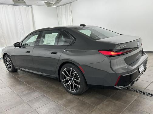 2026 BMW i7 xDrive60