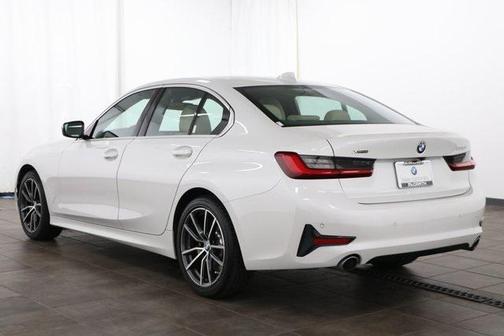 Mineral White Metallic 2020 BMW 330 xDrive