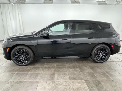 2026 BMW iX xDrive45